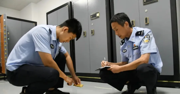 Phát hiện khách mua liên tục 100 kg vàng trong 1 tuần mà không cần hỏi giá, chủ tiệm lập tức báo cảnh sát: Bí mật sau số tiền 169 tỷ đồng khiến cả tỉnh sững sờ