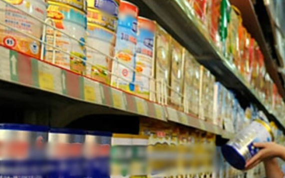 Vụ thu giữ hơn 11.000 tấn sữa pha melamine khiến 6 trẻ tử vong, 300.000 trẻ bị bệnh: Phụ huynh hoang mang giữa "ma trận" sữa giả