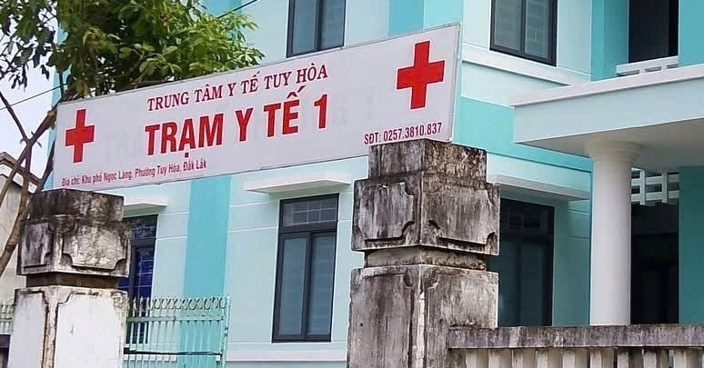 Làm rõ vụ nhân viên trạm y tế từ chối cho sản phụ và bé 25 ngày tuổi vào tránh lũ