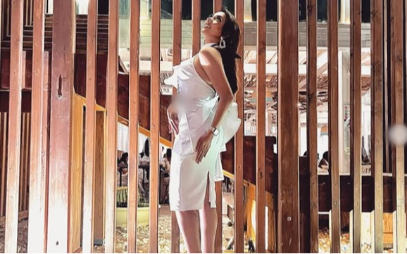 Hoa hậu kiêm MC nổi tiếng qua đời ở tuổi 28, khán giả tiếc thương vô hạn