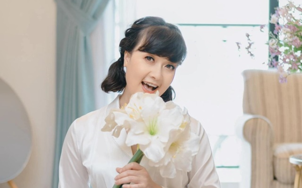 Nữ nghệ sĩ từng thi hoa hậu, là người duy nhất trong dàn Táo Quân chưa được phong NSND, NSƯT