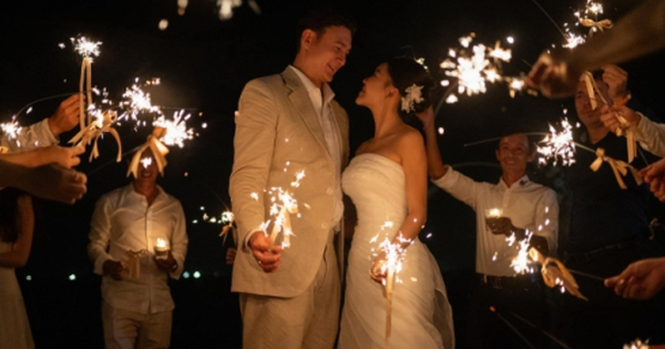 Lý do đám cưới Đặng Văn Lâm và Yến Xuân chỉ có vỏn vẹn 20 người tham dự, không nhận tiền mừng, không mời dàn cầu thủ nổi tiếng?