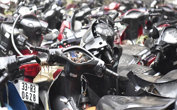 Không tưởng: Một camera AI ở Hà Nội phát hiện tận 703 lượt xe vượt đèn đỏ chỉ trong 1 ngày, xem mà ch:oáng v:áng