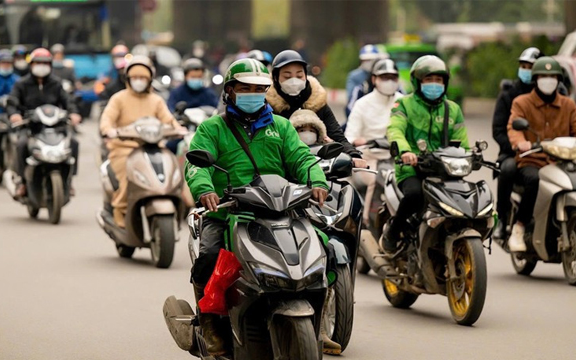 Đề xuất việc cấm xe công nghệ chạy xăng tại Hà Nội