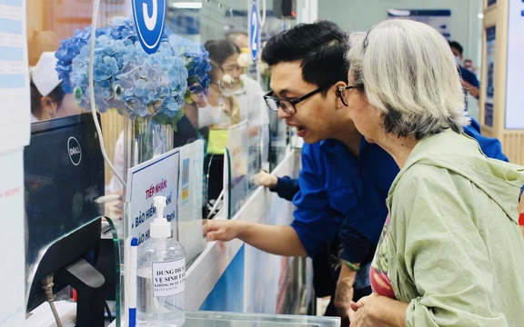 TPHCM: Dừng hỗ trợ BHYT đối với một số nhóm đối tượng