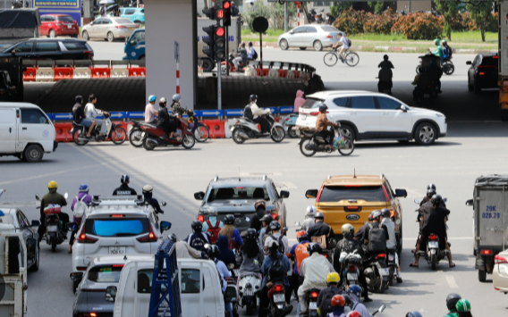 Tránh bị camera AI ghi hình, nhiều tài xế che chắn biển số bị xử phạt ở Hà Nội