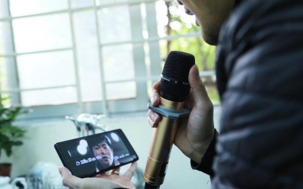Từ 15/12, hát karaoke gây ồn ào bất kỳ lúc nào cũng có thể bị phạt tới cả trăm triệu đồng