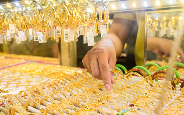 Giá vàng hôm nay 17/12/2025: Diễn biến mới sau khi lao dốc 1,6 triệu/lượng