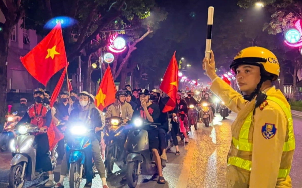 Camera AI có phạt nguội người vi phạm khi "đi bão" ăn mừng U22 Việt Nam vô địch?