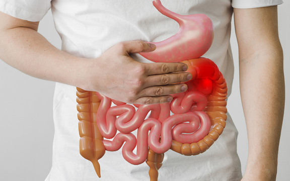 Nữ giáo viên tiểu học khóc nấc khi phát hiện ung thư ruột: "Tôi còn tưởng mình tiêu hóa tốt hơn người khác"