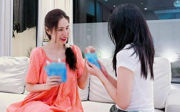 Ngỡ ngàng diện mạo hiện tại của con gái Thủy Tiên, cao vượt trội tuổi 13 nhận chẳng ra