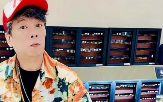 Tang thương ngày cuối năm: 1 nam diễn viên truyền hình đình đám đột tử ở nhà riêng vào tối qua