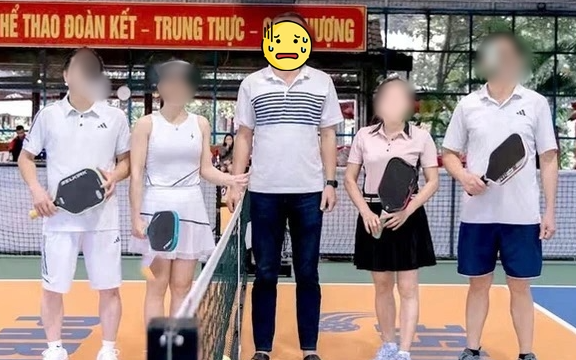 Bí thư xã bị “tố” bỏ lớp bồi dưỡng, đi đánh giải "Pickleball tình yêu U90+" nhận án kỷ luật