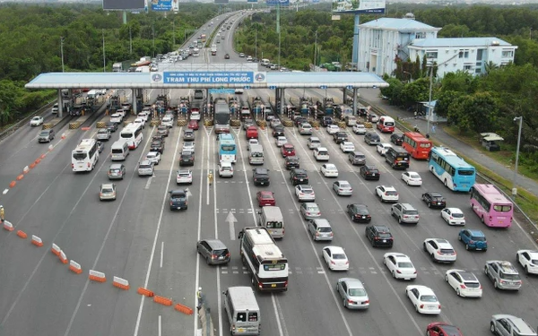 Nhiều xe không phải nộp phí đường bộ từ năm 2026