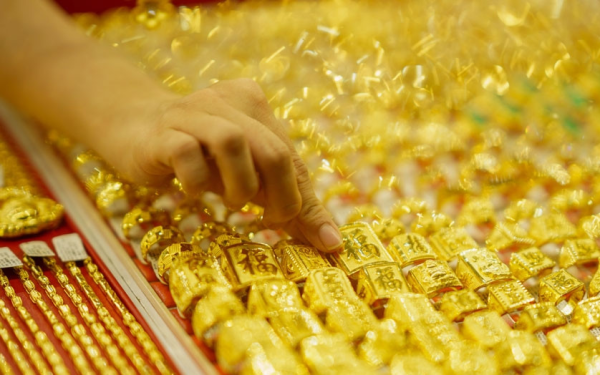 Giá vàng hôm nay 8/1/2026: Tín hiệu bất ngờ, vàng rời xa đỉnh lịch sử