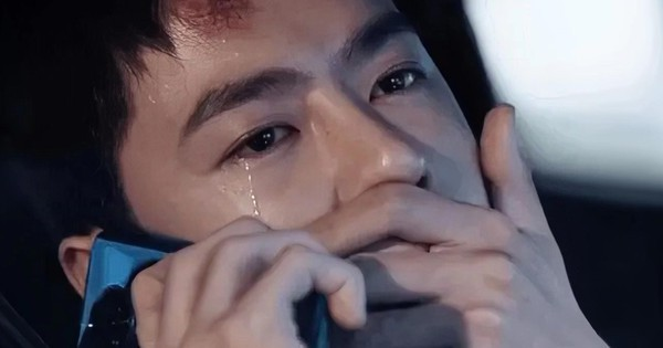 Gánh khoản nợ hơn 27 tỷ trong suốt 20 năm do mẹ đầu tư thua lỗ: Con trai chết sững khi nhìn số dư tài khoản của mẹ