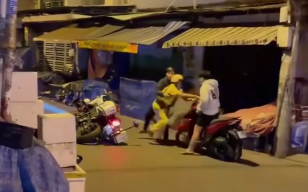 Giằng co với CSGT để bạn bỏ chạy khi bị đo nồng độ cồn