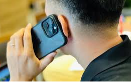 Vừa tất toán sổ tiết kiệm 800 triệu đồng, người đàn ông Hà Nội chưa kịp rút đã bị bay sạch tiền trong tài khoản: Công an vào cuộc phát hiện bất thường