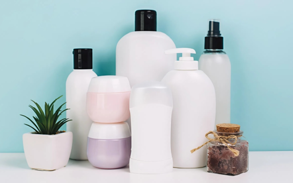 Thu hồi 8 loại dầu gội, dung dịch vệ sinh vì chưa chất cấm chưa được kiểm định y tế