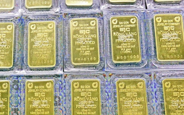 Giá vàng hôm nay 16-1: Sụt giảm rồi bất ngờ tăng mạnh