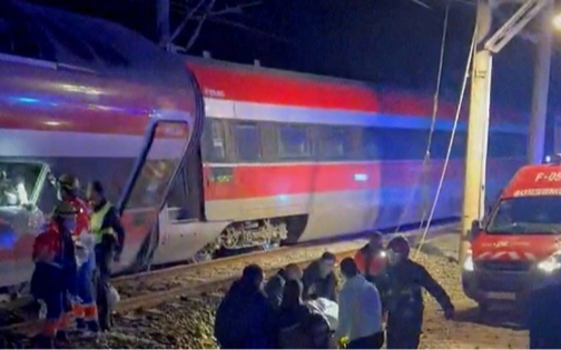 Hai tàu cao tốc đâm vào nhau ở Tây Ban Nha, ít nhất 21 người thiệt mạng