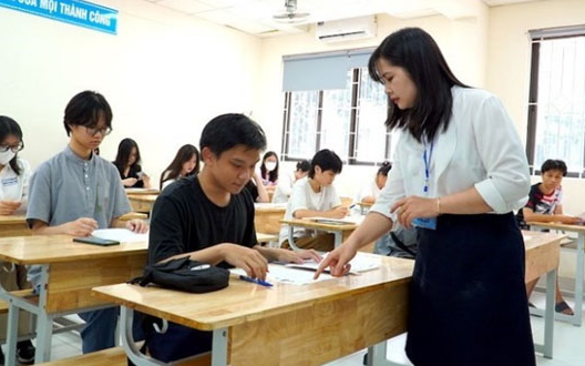 Lịch nghỉ Tết Nguyên đán 2026 có gì mới? Học sinh nhiều tỉnh nghỉ tới nửa tháng, phụ huynh không khỏi bất ngờ