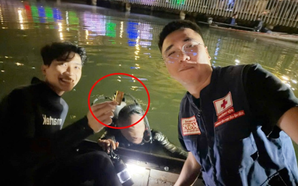 Xuyên đêm giúp dân tìm 2 lượng vàng không may làm rơi dưới sông Hương