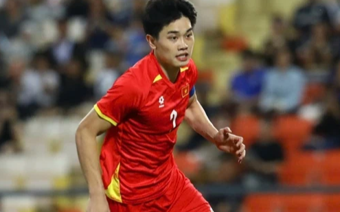 CĐV Trung Quốc phản ứng bất ngờ sau hành động xin lỗi của Đình Bắc