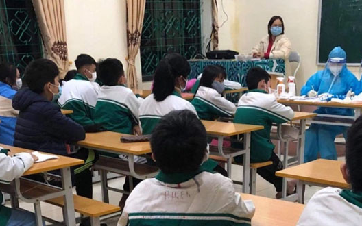 Gần 150 học sinh một trường tiểu học mắc chung căn bệnh, phụ huynh lo lắng