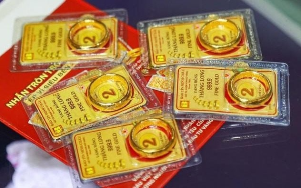 Giá vàng ở Việt Nam đột ngột tăng mạnh, bứt tốc tiến sát mốc kỷ lục chưa từng có trong lịch sử