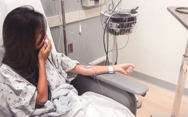 Nữ thư ký trẻ bàng hoàng phát hiện ung thư dạ dày sau 6 tháng uống nước theo kiểu... ai cũng tưởng tốt