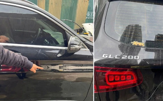 Công an vào cuộc vụ Mercedes GLC200 bị cào xước, bẻ gương, đập kính ở Hà Nội