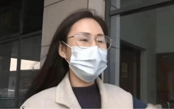 Tài khoản tiết kiệm bị rút 283 lần chỉ trong 90 phút, người phụ nữ đòi bồi thường hơn 1 tỷ đồng nhưng bị ngân hàng từ chối: “Chị không có đủ bằng chứng”