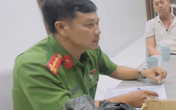 Phan Văn Đức bị bắt cùng đồng bọn, lộ sự thật gây choáng về "cổ vật" hình nải chuối, nhánh cau