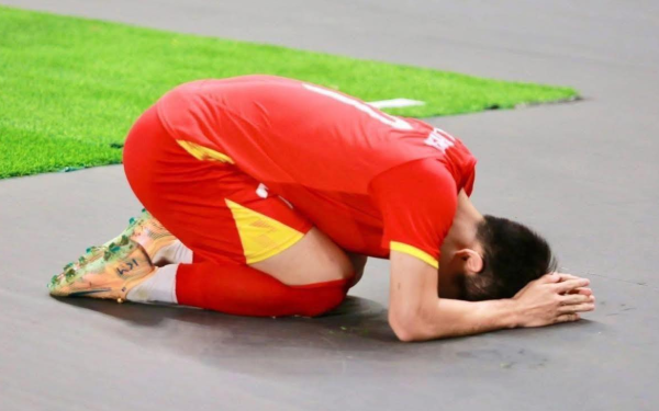 Lời chia tay đẹp của tiền đạo Đình Bắc