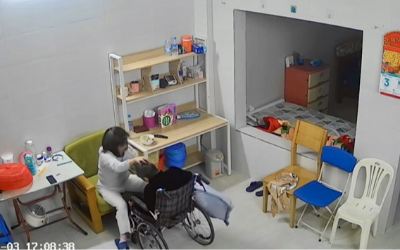 Vụ cụ bà 82 tuổi ở Hà Nội nghi bị bạo hành: Điều bất thường của nữ giúp việc 47 tuổi