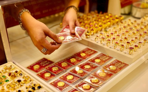Chiều 28/1: Giá vàng SJC, vàng nhẫn đồng loạt tăng tới 6 triệu đồng/lượng, chạm mốc "chưa từng có"