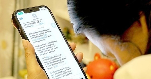 Mẹ báo đã chuyển khoản 20 triệu đồng, con trai xác nhận đủ nhưng lại báo công an