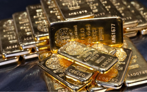 Giá vàng thế giới chứng kiến mức tăng chưa từng thấy trong vài tiếng đồng hồ, lên mốc 5.600 USD/ounce