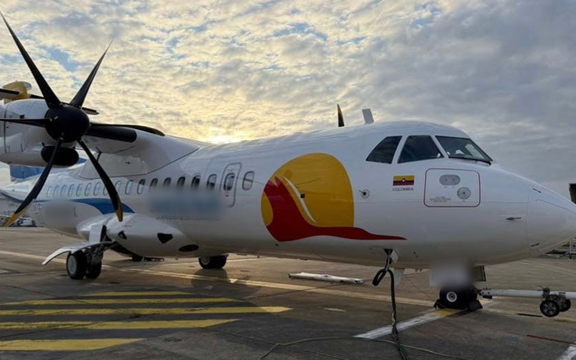 Colombia: Máy bay chở khách gặp nạn, 15 người thiệt mạng