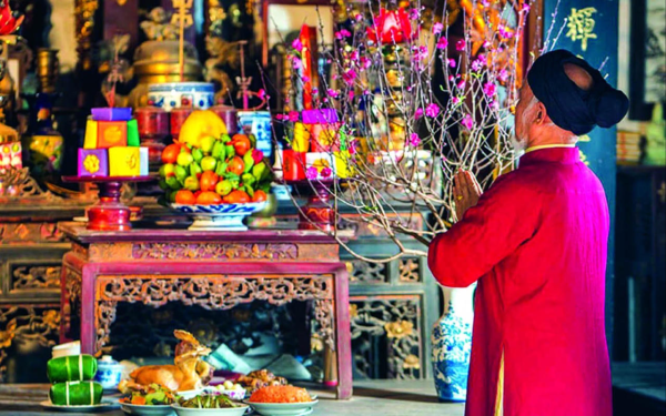 Đón Tết Bính Ngọ 2026, 7 việc gia chủ cần làm và 3 điều đại kỵ khi tỉa chân hương để năm mới đắc tài sai lộc