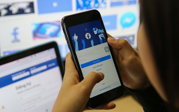 Người dùng Facebook sắp phải trả tiền