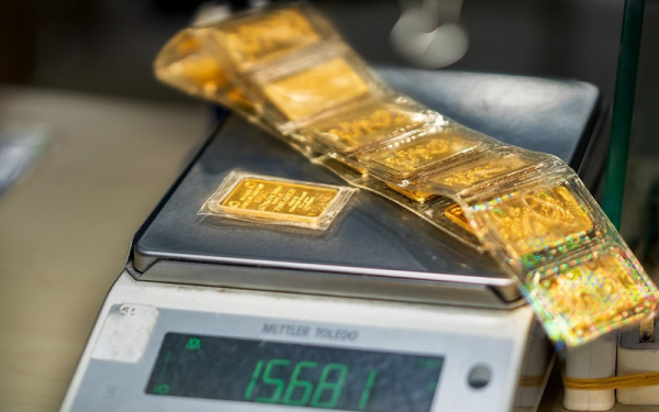 Giá vàng hôm nay 2/2/2026 lập đỉnh rồi sập mạnh, tuần 