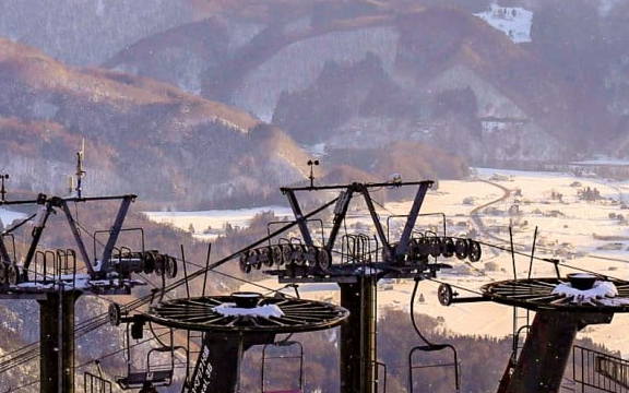 Du khách tử vong vì vướng ba lô vào cáp treo