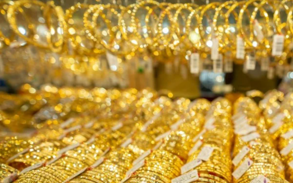 Giá vàng đảo chiều, bật tăng mạnh