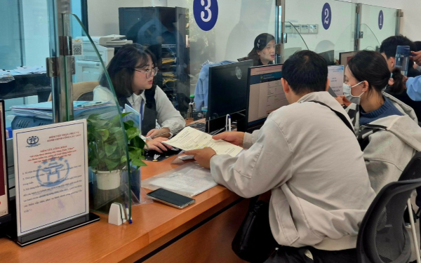 Những cán bộ công chức nào được hưởng trợ cấp 10 tháng lương cơ sở?