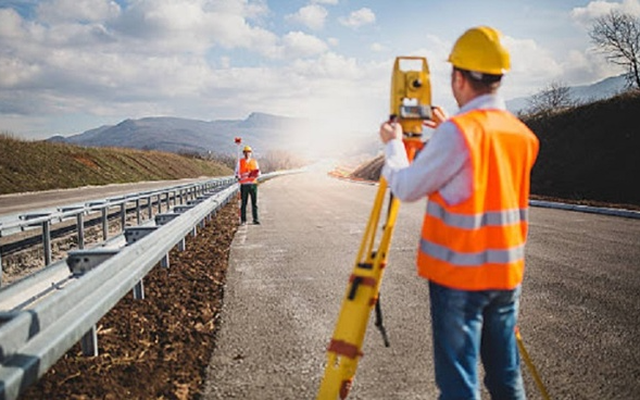 Người dân được bồi thường đất muốn nhận tiền mặt, không qua tài khoản ngân hàng có được không? Bộ Tài chính giải đáp