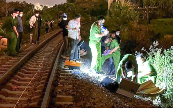 Danh tính bất ngờ của người đàn ông bị tàu tông tử vong thương tâm