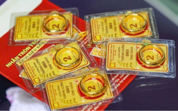 Giá vàng hôm nay 8/2: Tiếp tục hồi phục, tiến sát ngưỡng 5.000 USD/ounce