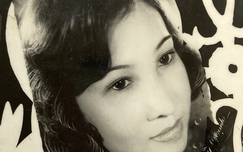 Cô đào kiêm bầu sô một thời: Chồng lấy hết tài sản theo bồ nhí, ăn cơm với muối ớt làm đàn em xót xa